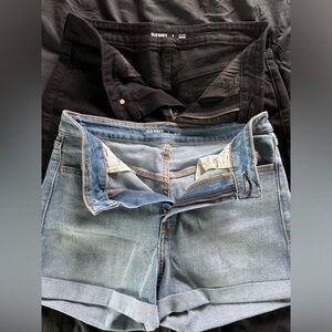 Old navy high-rise shorts bundle size 6